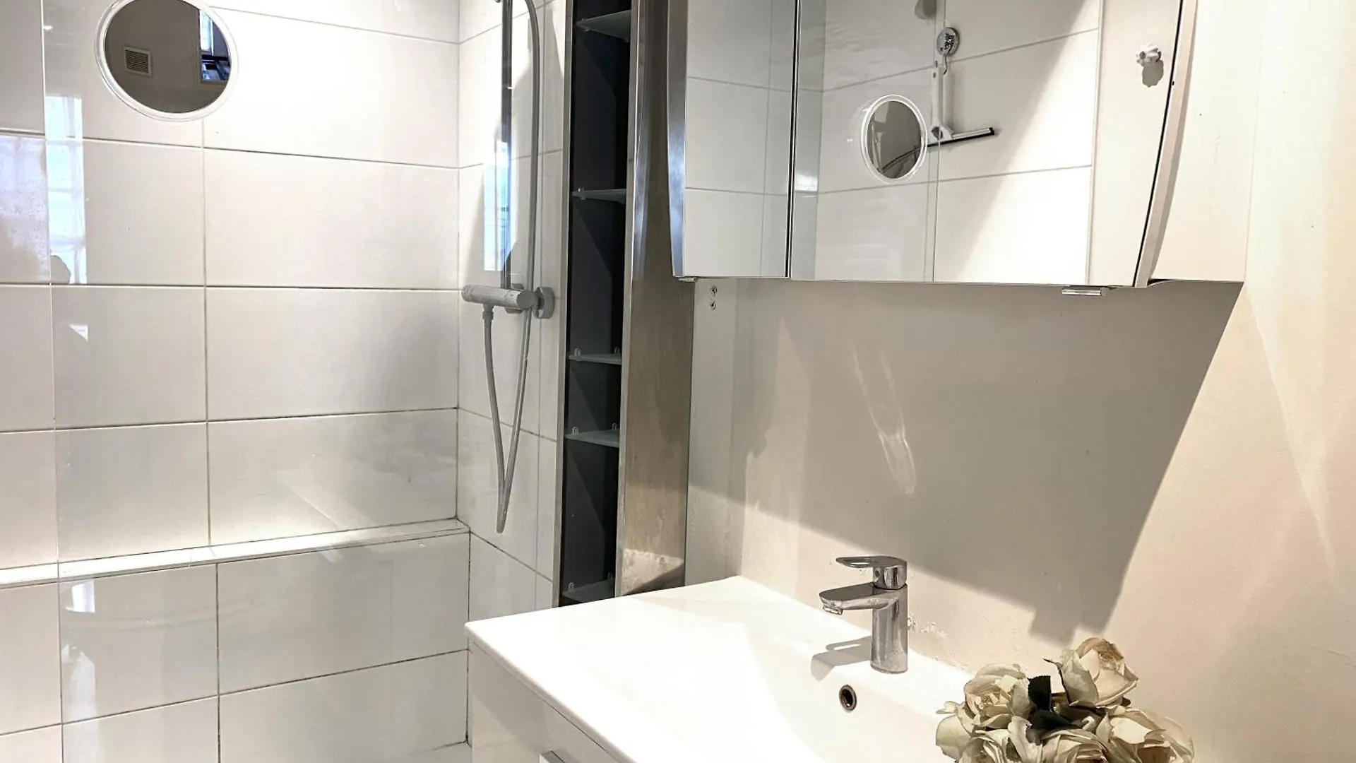 Nid Douillet Au Coeur De Paris Apartment